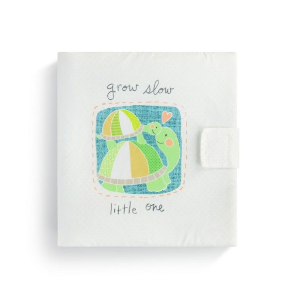 Grow Slow Little One Turtle ook