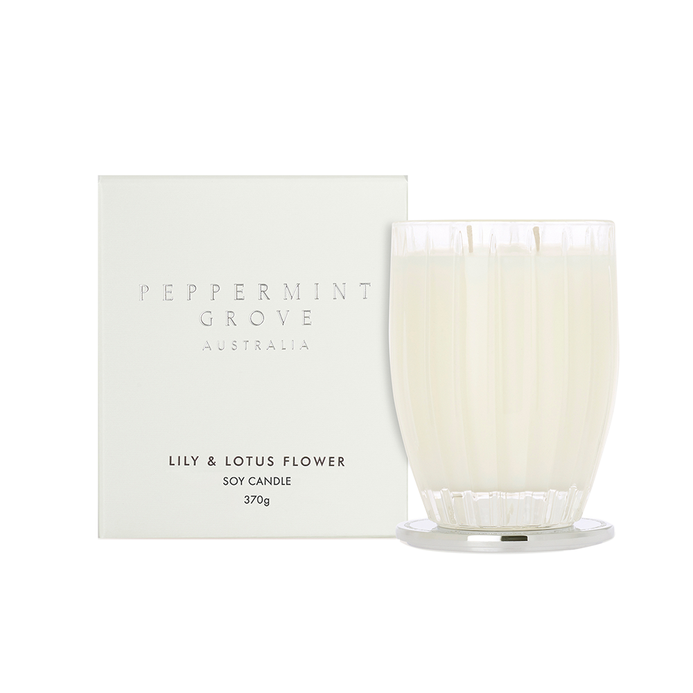 Lily & Lotus Flower Candle 370g