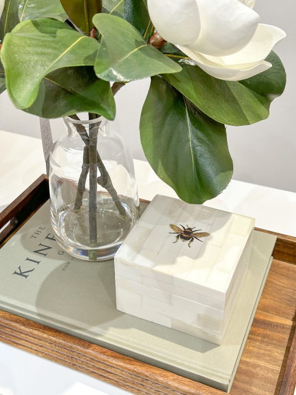 Box Bee Square