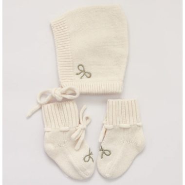 Bonnet and Bootie set - Bow