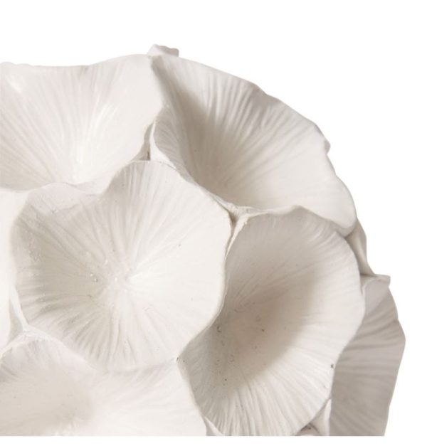 Miriam Sculpture White 15x15x15cm